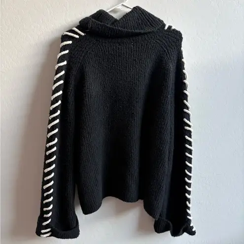 525 Vida Boucle Whip Stitch Pullover NWT Size Large In Black