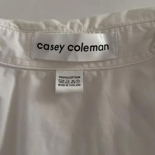 Casey Coleman Embroidered shirt EUC White Size L