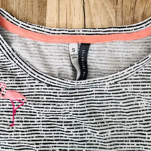 Jaclyn Smith  flamingo two piece pajama set size small thumbnail 3