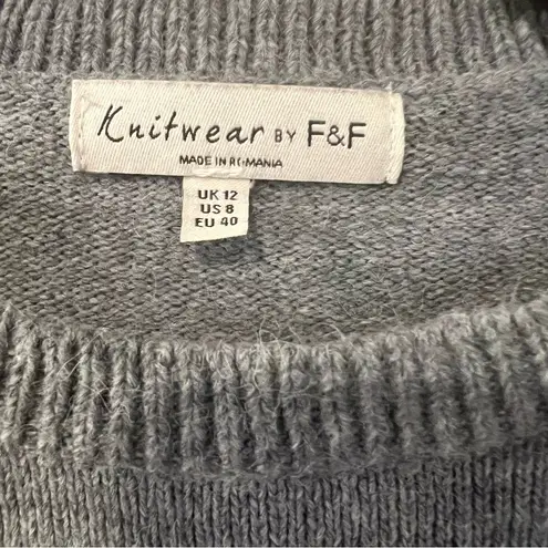 F&F Knitwear Gray Multi Color Chevron design Sweater size medium