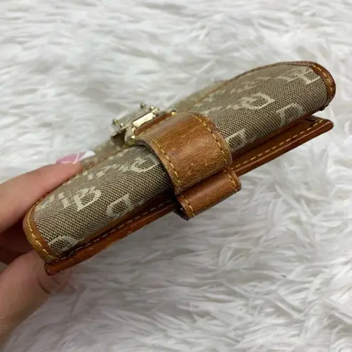 Dooney & Bourke Vintage  Small Signature Canvas Wallet - Image 4