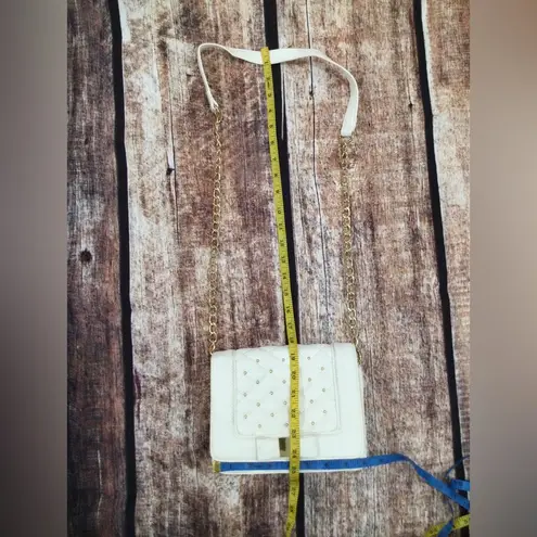 LD WHITE QUILTED BAG