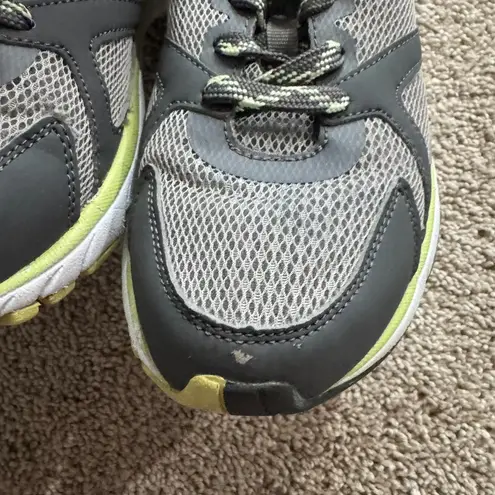 Vionic Tokyo Grey & Light Green Mesh Sneakers Athletic Shoes Women's Size 8.5