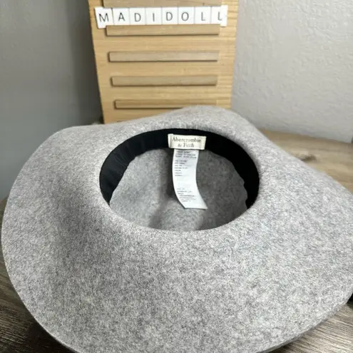 Abercrombie & Fitch  Grey Wool Hat