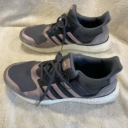 Adidas  Ultraboost DNA S&L Running Shoes Women 8.5