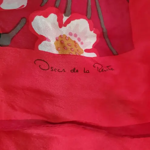 Oscar de la Renta 100% Silk Floral Scarf