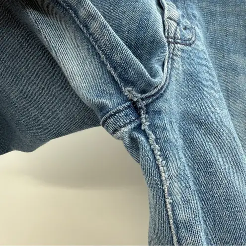 Mother The Looker Crop Distressed Medium Wash Jeans in Graffiti Girl Sz 27 Blue