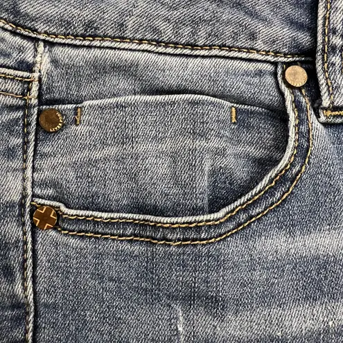 Liverpool  Jeans Company Peyton Boyfriend Jeans Mid Rise Light Wash Size 8/29