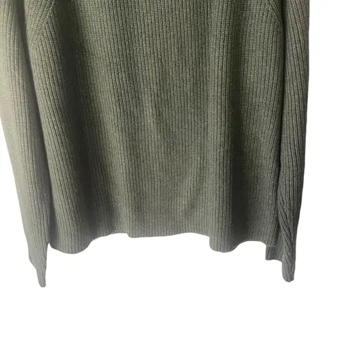 M & S Collection Women's Size Medium Green Tight Knit Turtle Neck Sweater