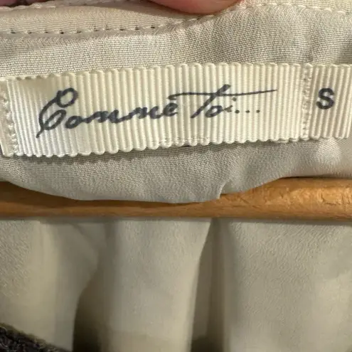 Anthropologie  Comme Toi‎ Short Sleeve Sweater w/cream lining and Distressed Trim