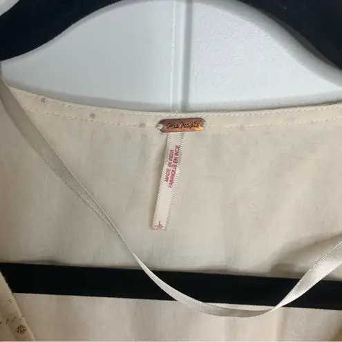 Free People  counting stars gold peasant blouse boho size large‎