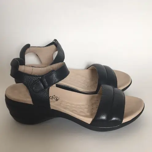FINAL MARKDOWN 𝅺NIB Ladies’ Gramado Costa Black Sandals (39M/8)