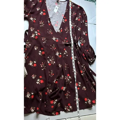 Old Navy  Floral Wrap Dress Long Sleeves L NWT