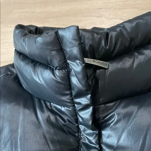 Columbia  Women's Shiny Black Down Puffer Vest Size Large