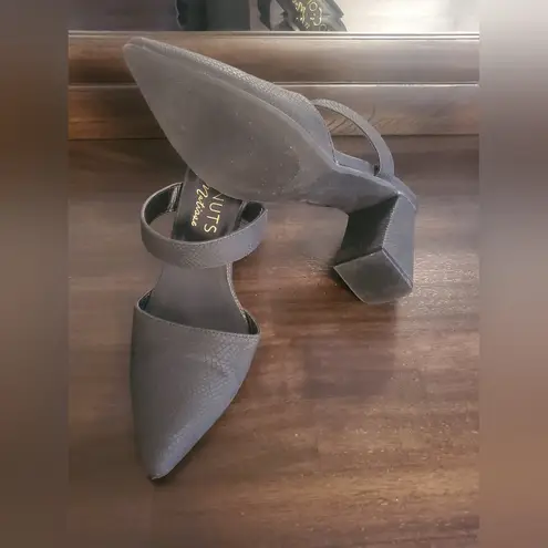 Coconuts by Matisse Black Women's Shoes Size: 8M