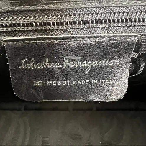 Salvatore Ferragamo Vara Beige Leather Shoulder Bag