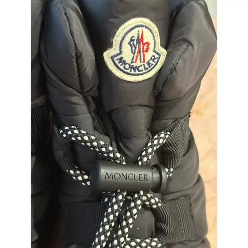 Moncler Gaia Pull Snow Boots in Black 40 New with Box Womens Winter Shoes