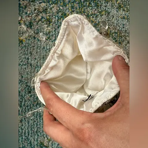 Vintage Y2K Eyeful beaded floral bridal wedding purse White