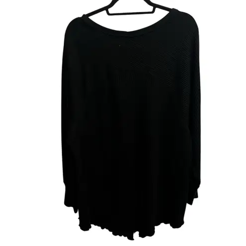 Free People  Women's Black Long Sleeve Waffle Knit Top Size Small Split Back