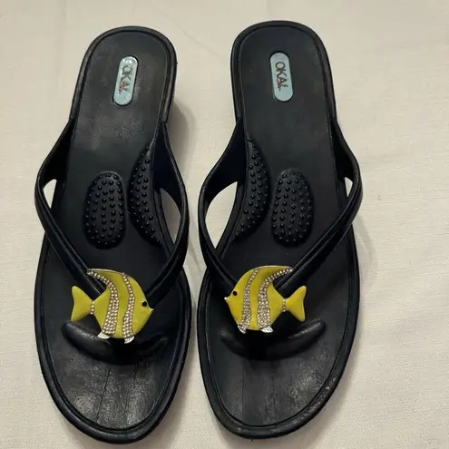 OKAL Womens Flip Flop Sandals Navy Blue / Yellow Tropical Fish Size M 8