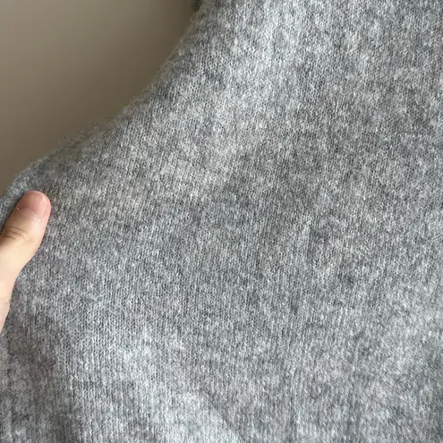 H&M  Basics Grey Turtleneck Sweater, Classic Cozy Knit, Size Small