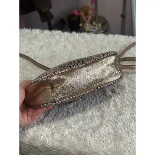 G.I.L.I Snake Embossed Leather Rose Gold Shimmer Crossbody Purse Camera Bag Brown