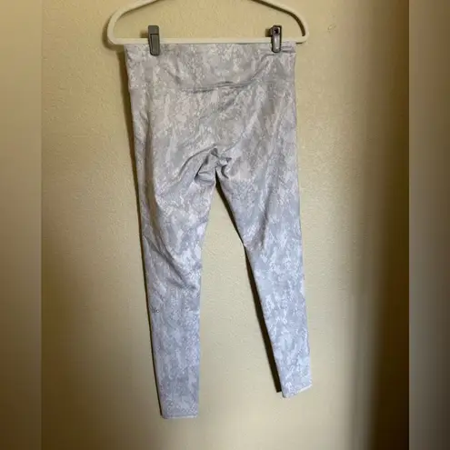 Alo Yoga  Vapor Python Snakeskin Print Leggings‎ size medium