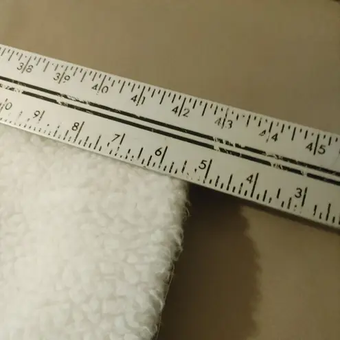 JC Penneys White Long Robe Vintage Meduim Pockets Fleece Housecoat Cozy Size undefined