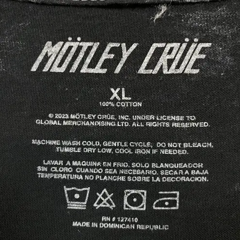 Motley Crue Shout At The Devil Heavy Metal Band Mineral Wash Tee XL