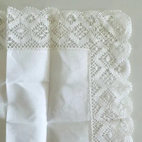 Vintage Louise Verschueren Ivory Lace Embroidered Handkerchief White
