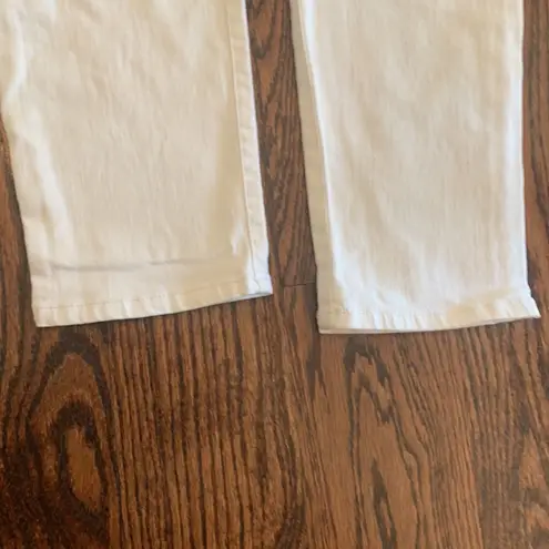 Lilly Pulitzer  Worth Skinny white jeans. Size 10