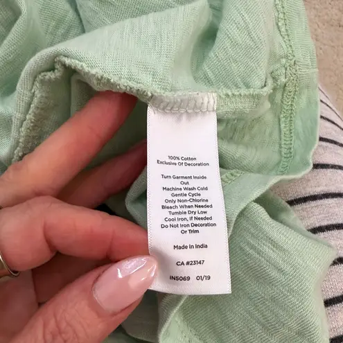 Talbots  Lace Embroidered Trim V Neck Short Sleeve T-shirt Size Large