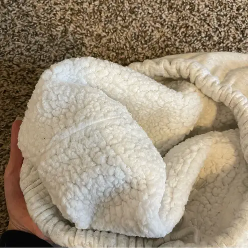 Charlotte Russe  Fuzzy Soft Jogger Pants Women's Cream Drawstring Waist Size M