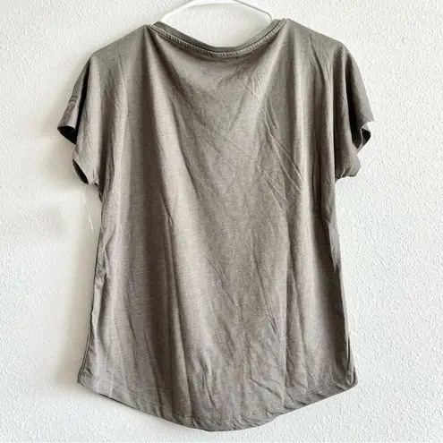 Disney NWT  Parks Women Epcot Ciao Italia Italy Minnie Mouse Icon Pasta Shirt S - Image 4