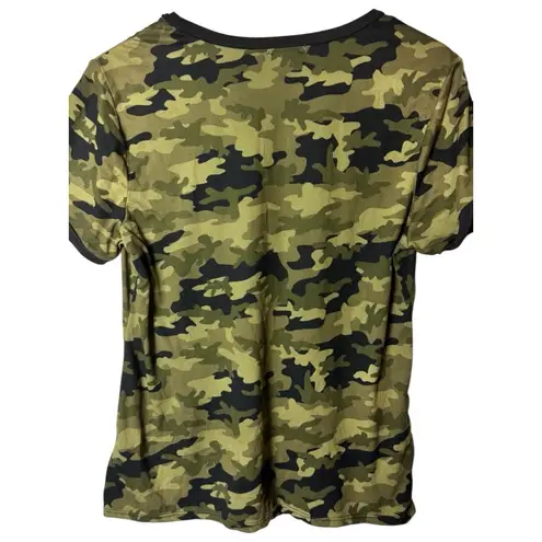 Urbanology short Sleeve Crew Neck Camouflage T-Shirt Sz L