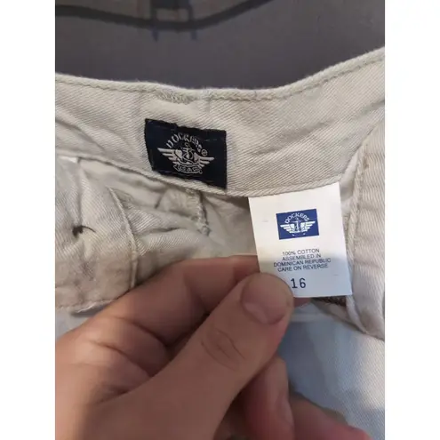 Dockers Women's Khaki Walking Shorts, Size 16 Stretch Shorts, Button Zip, Summer