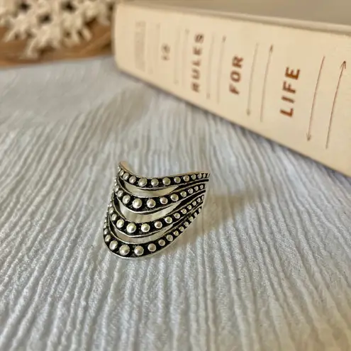 Vintage Knuckle Oxidized Ball Ring “Bronya” Four Shank Chevron Swoop Boho Goth Jewelry Silver