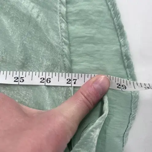 NWT Axis Apparel Tie Front mother of pearl Button Camisole Green Large tank top