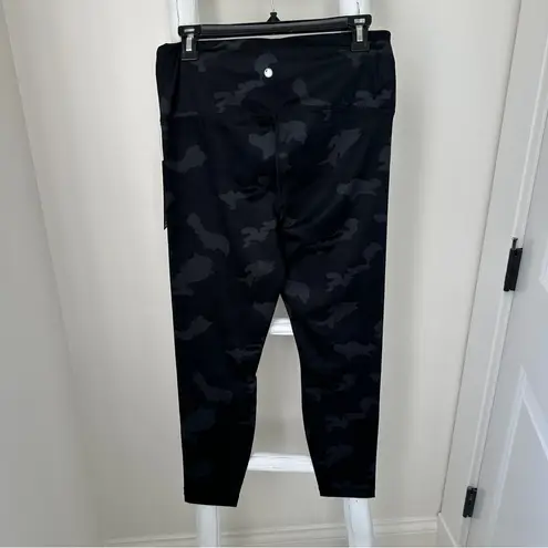 Yogalicious  Lux Women’s Camouflage Black Combo Leggings Size Large NWT