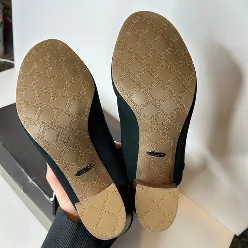 Vionic New  Kaia Women's Stacked Heel Sandal Black faux suede boot shoes 9