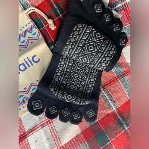 Black Yoga Socks