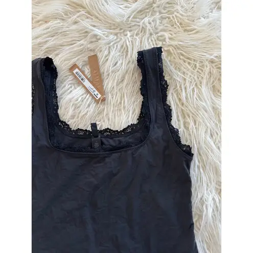 SKIMS Fits Everybody Lace Tank Onyx Size Medium