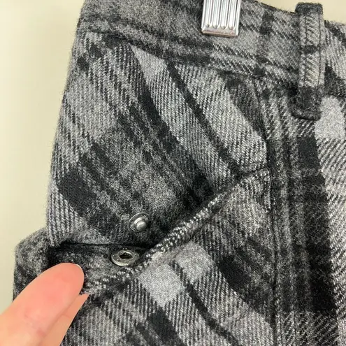 Eddie Bauer  Skirt Women 8 Plaid Tartan Gray Black Mini Wool Blend Pockets Pencil