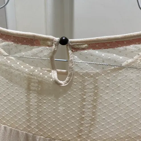 Coco + Jaimeson Cream Lace Crochet Top Size Small Boho Tan