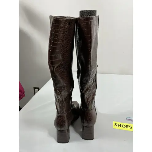 Womans Suedi Pullon Knee High Boots 7 Brown 1/2 Zip Square Toe Block Heel NWOT