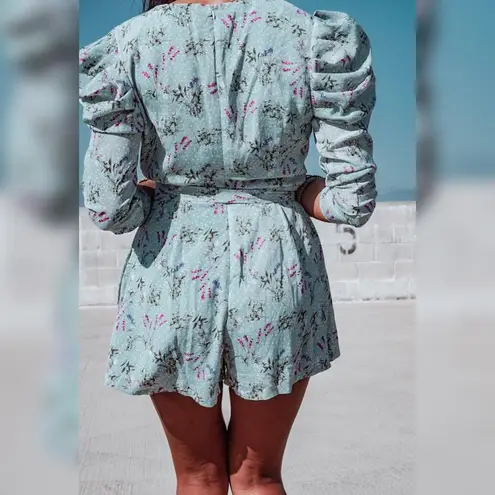 ✨Floral Ruffle Coachella Romper✨ Size M