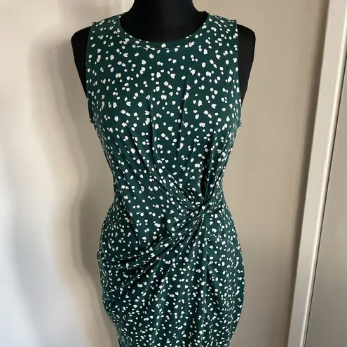 Nine Britton 32. Abigail brushed knit fitted midi dress in green with a white