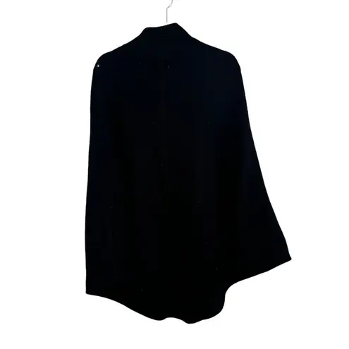 Clothes by Revue Black 100% Wool Sweater Poncho Pockets FLAW Womens Size Medium