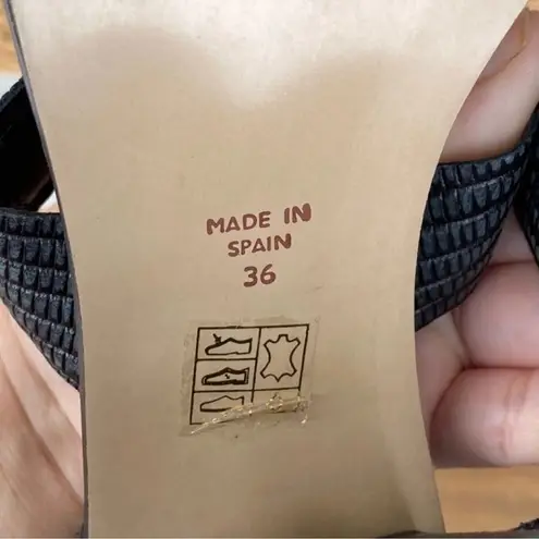 Free People  platform shoes size 6