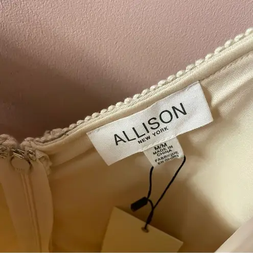 Allison New York Cream Floral Tassel Cold